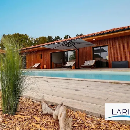 Larimar Villa Léon